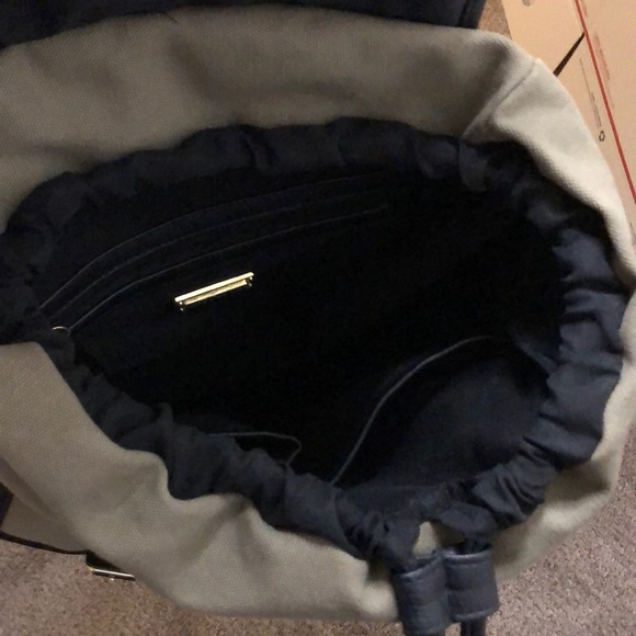 Backpack - Picture 5 of 5